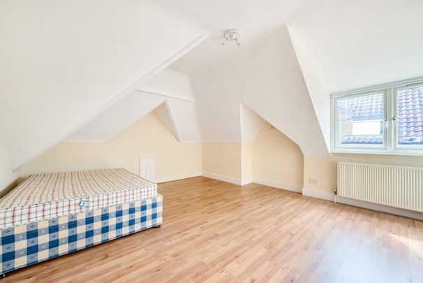 3 bedroom property to rent - Photo 1