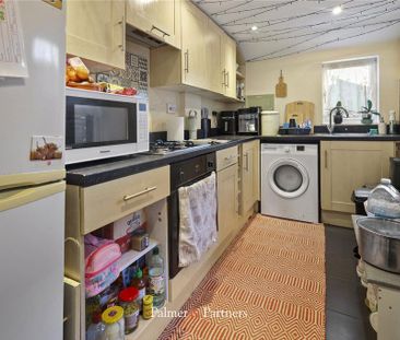 2 bedroom terraced house to rent - Photo 5