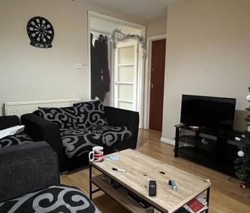 6 Bed Student Home - 32 Kemsing Gardens - Photo 2