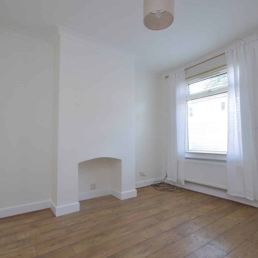 Sprowston Road, Norwich - Photo 1