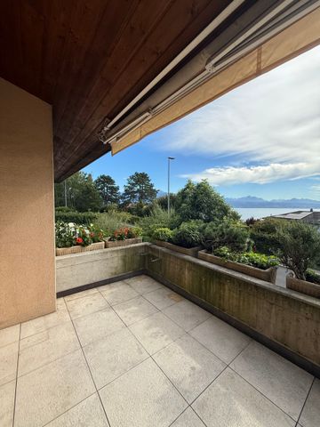 LUTRY - APPARTEMENT D'EXCEPTION AVEC VUE SUR LE LAC ET LES ALPES - Foto 2