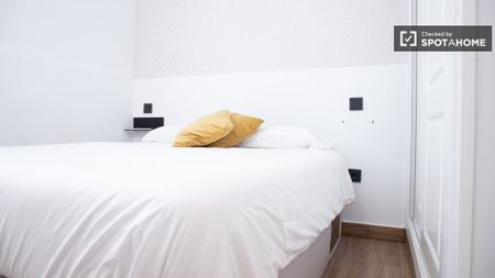 madrid, Community of Madrid 28011 - Photo 3