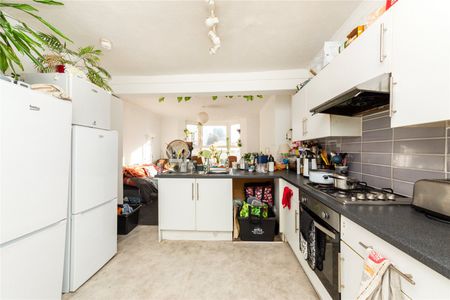 5 bedroom maisonette to rent - Photo 5