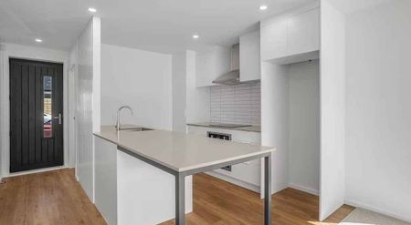 For Rent: 2-Bedroom Townhouse – Wainuiomata - Photo 2