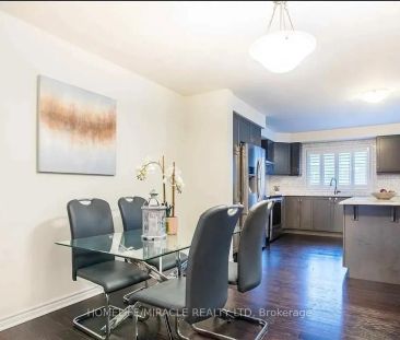 122 Thornbush Boulevard #Main floor - Photo 4