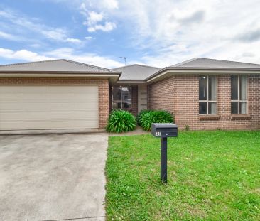 11 Emerald Street, Orange. - Photo 1