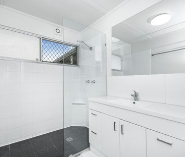 39 Alan John Street, Kelso QLD 4815 - House For Rent | Domain - Photo 6