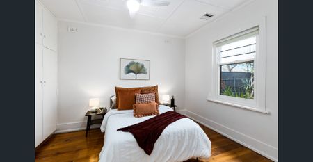 Open the Door to Grand Family Living in Prestigious St Peters - Photo 3