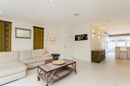 3 bedroom house to rent - Photo 2