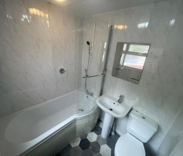 2 bedroom terraced house to rent - Photo 6