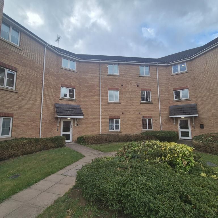 2 bedroom flat to rent - Photo 1