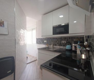 Piso de alquiler en Calle del Pintor José Gatner, Carranque - Haza ... - Photo 6