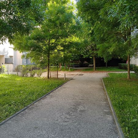 Joli T2 Bis en Résidence avec parking et terrasse - Photo 3