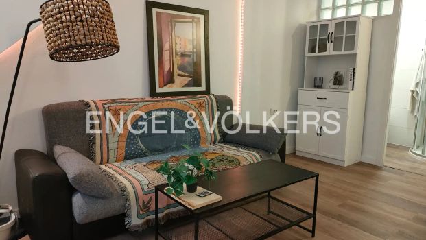 Piso de alquiler en Carrer de la Reina, El Cabanyal - El Canyamelar - Foto 1