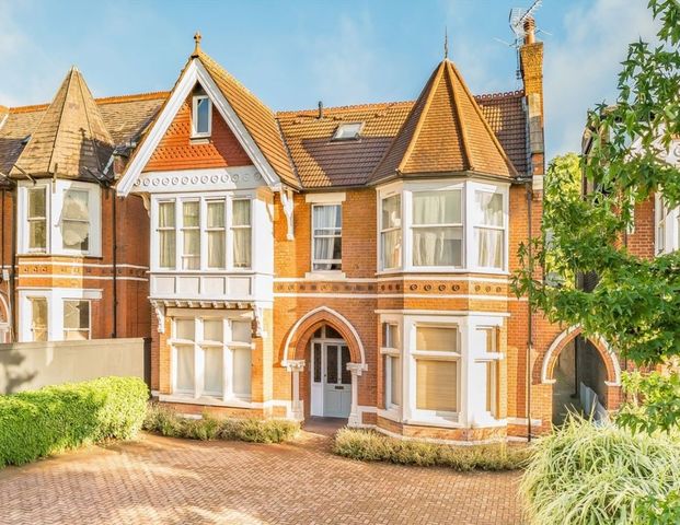 Gordon Road, W5, London - Photo 1