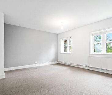 5 bedroom detached house to rent - Photo 3