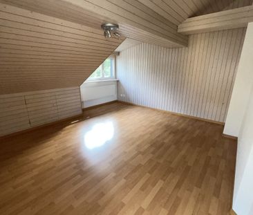 Charmante Maisonette 3.5-Zimmer-Wohnung im 2. Obergeschoss zu vermiete - Foto 2