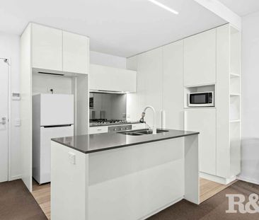 502/18 Hubert Street Woolloongabba - Photo 6