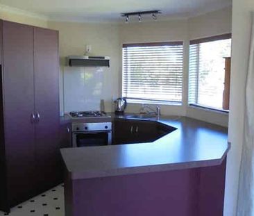 Milson Line - 2 Bedrooms - Photo 4