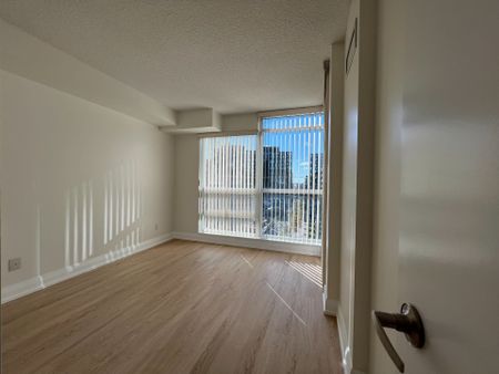 For Lease - 525 Wilson Avenue Unit# 563, Toronto, Ontario - Photo 5