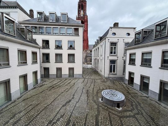 Te huur: Appartement Kanunnikencour in Maastricht - Photo 1