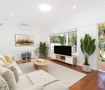 “Solid Family Home | Convenient Location” - Photo 5