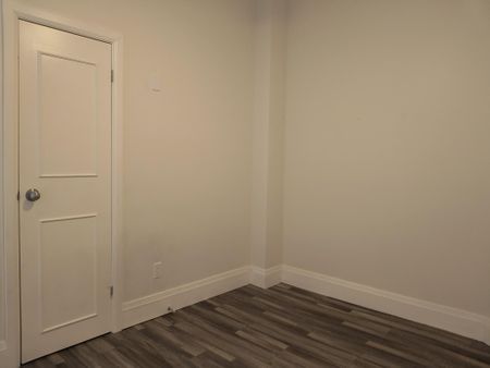 Royal Victoria Apartments - Photo 3