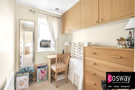 3 bedroom semi-detached house to rent - Photo 4