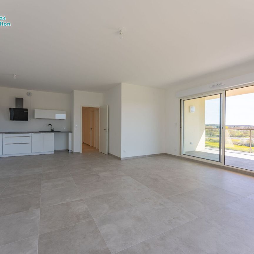 Location Appartement T5 (99.2m²), MONTIGNY LES METZ (57950) - Réf. : 891 - Photo 1