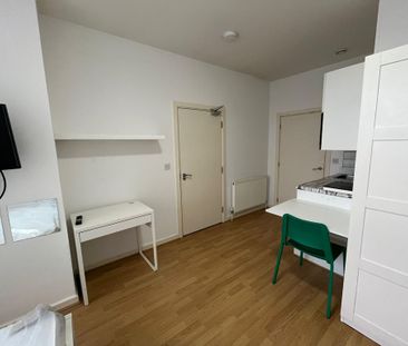 Studio to rent - Photo 4