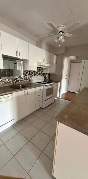 2 CH - 1 SDB - Gatineau - $1,720 /mo - Photo 1