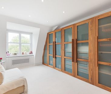 3 bedroom flat to rent - Photo 4