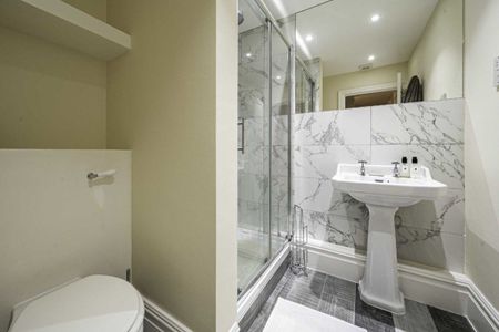 Cambridge Road, East twickenham, TW1 - Photo 3