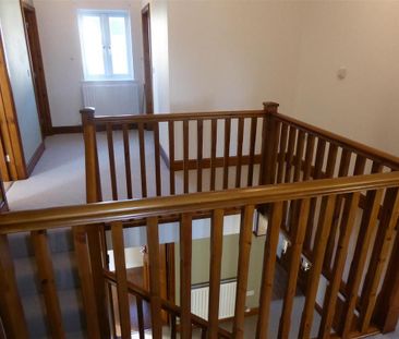 4 bedroom property to rent - Photo 2