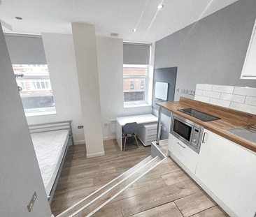 Studio to rent - Photo 3