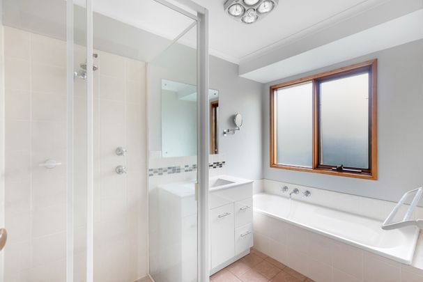 7B Propsting St, Curtin ACT 2605 - House For Rent | Domain - Photo 1