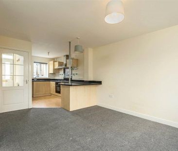 2 bedroom end of terrace house to rent - Photo 4