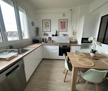 Location Appartement 5 pièces 113m² - Photo 6