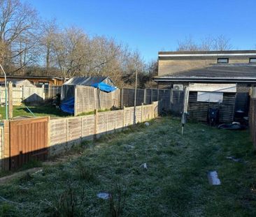 2 bedroom maisonette to rent - Photo 6