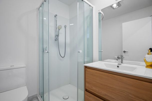 Furnished Two Beddy In Favona! - Photo 1