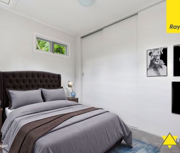 Two Bedroom, One Bathroom in Titirangi! Lawns and Gardens Included! - Photo 5