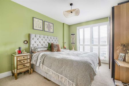 Room in a Shared Flat, Knightley Walk, SW18 - Photo 3