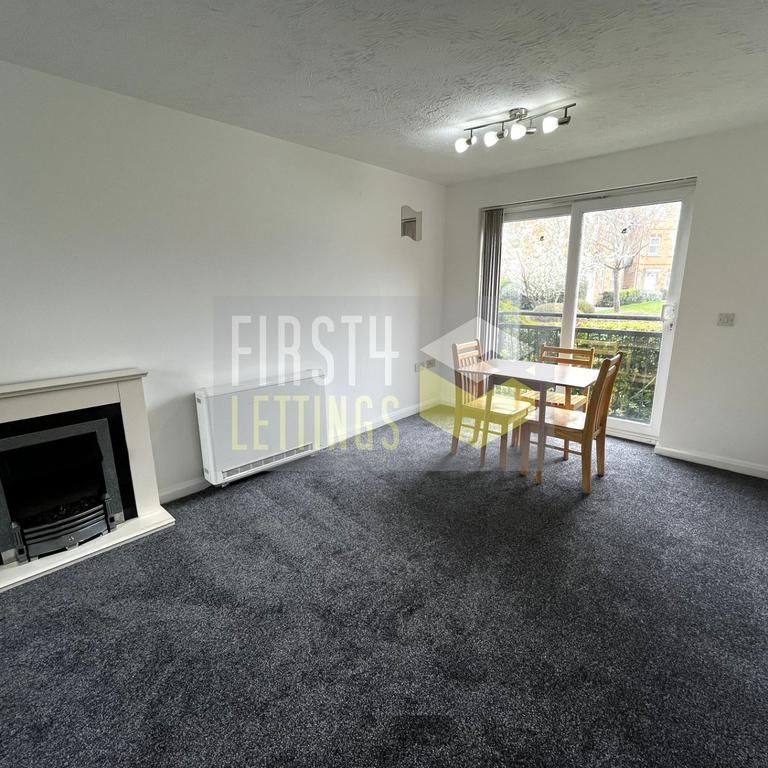 2 bedroom flat to rent - Photo 1