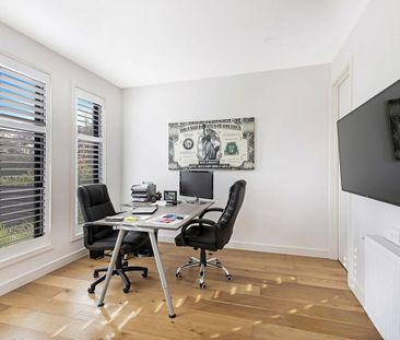 8A Biscop Road, MOORABBIN, VIC - Photo 6