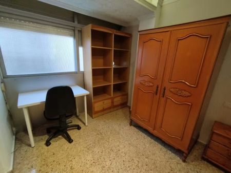Calle Campoamor, Valencia, Valencian Community 46014 - Photo 4
