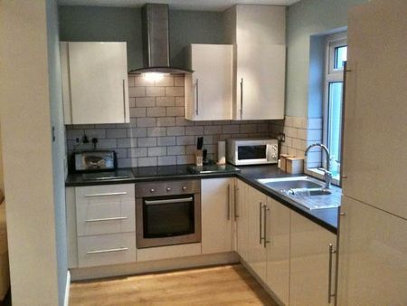 St. Davids Terrace, Chester, Saltney Ferry - Photo 4