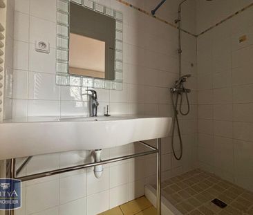 Location Appartement 2 pièces 48m² ST NAZAIRE 44600 - Photo 3