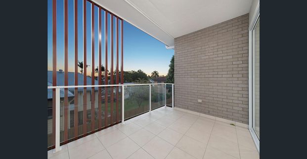 Modern, Spacious & Exceptionally Located - Photo 1