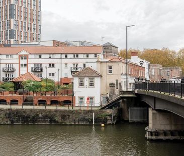 3 bedroom terraced house to rent - Photo 2