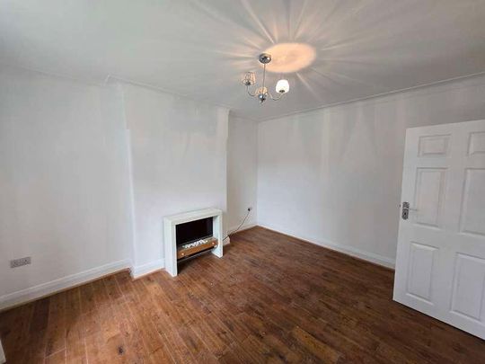 Manor Road, Salford, M6 - Photo 1
